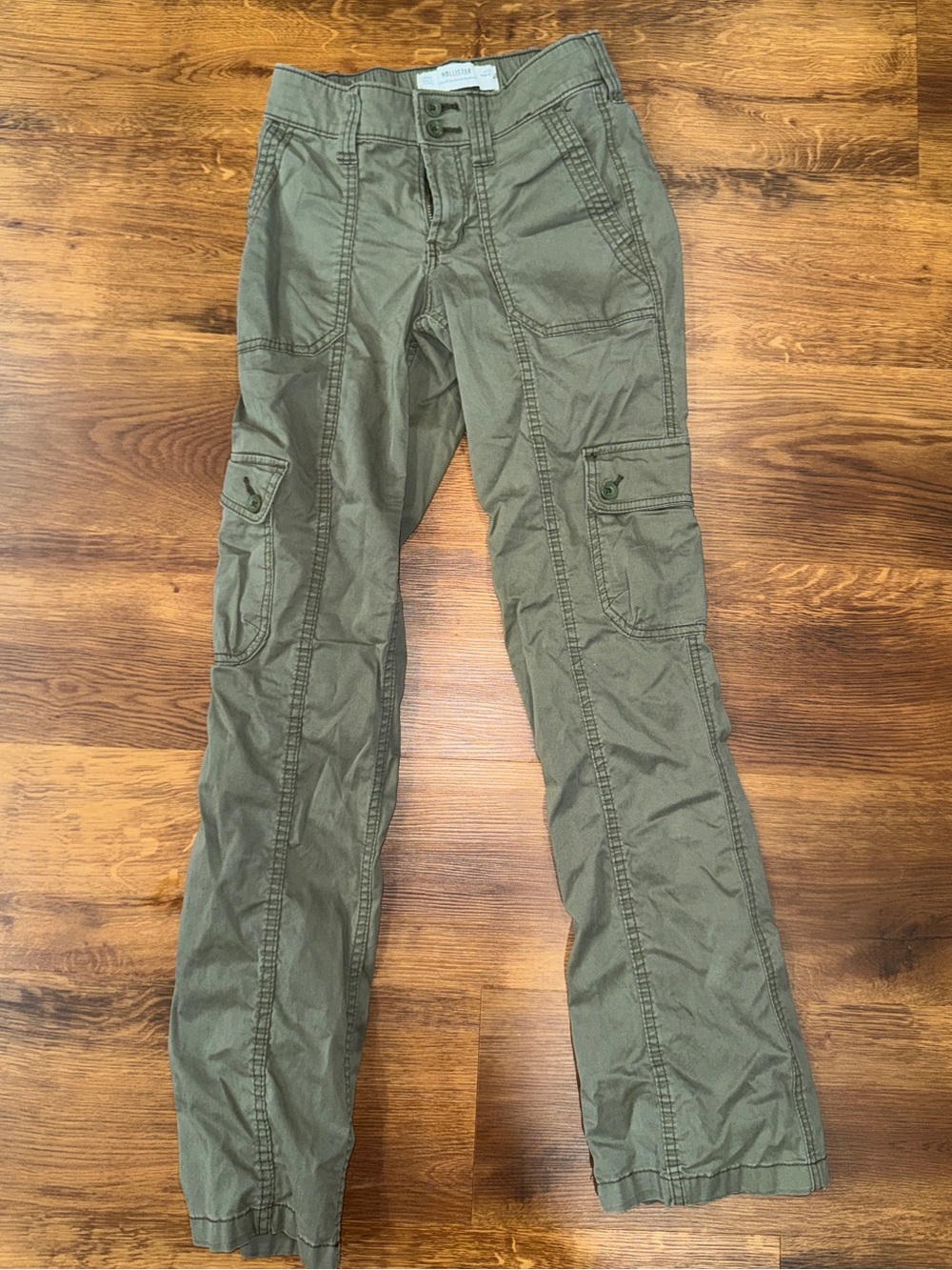 Hollister Midrise relaxed boot pants size 000
